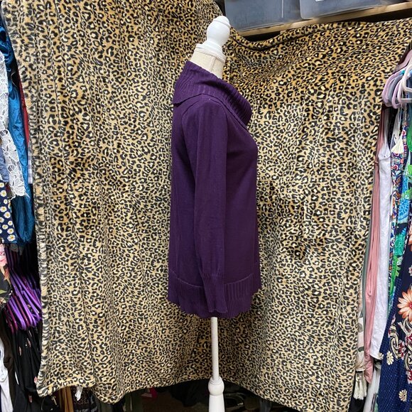 EUC*Cable & Gauge*Cowl neck light sweater - Picture 4 of 4